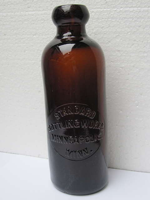 Standard Bottling Works, Minneapolis, Amber Hutchinson Patent